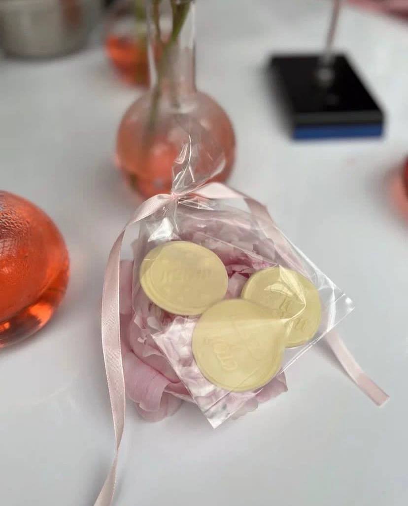 шоколад с логотипом